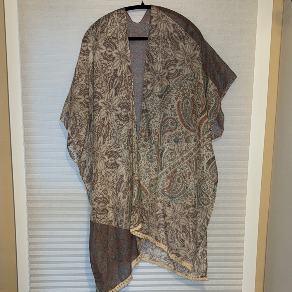 Paisley Floral Kimono Shortsleeve Shawl